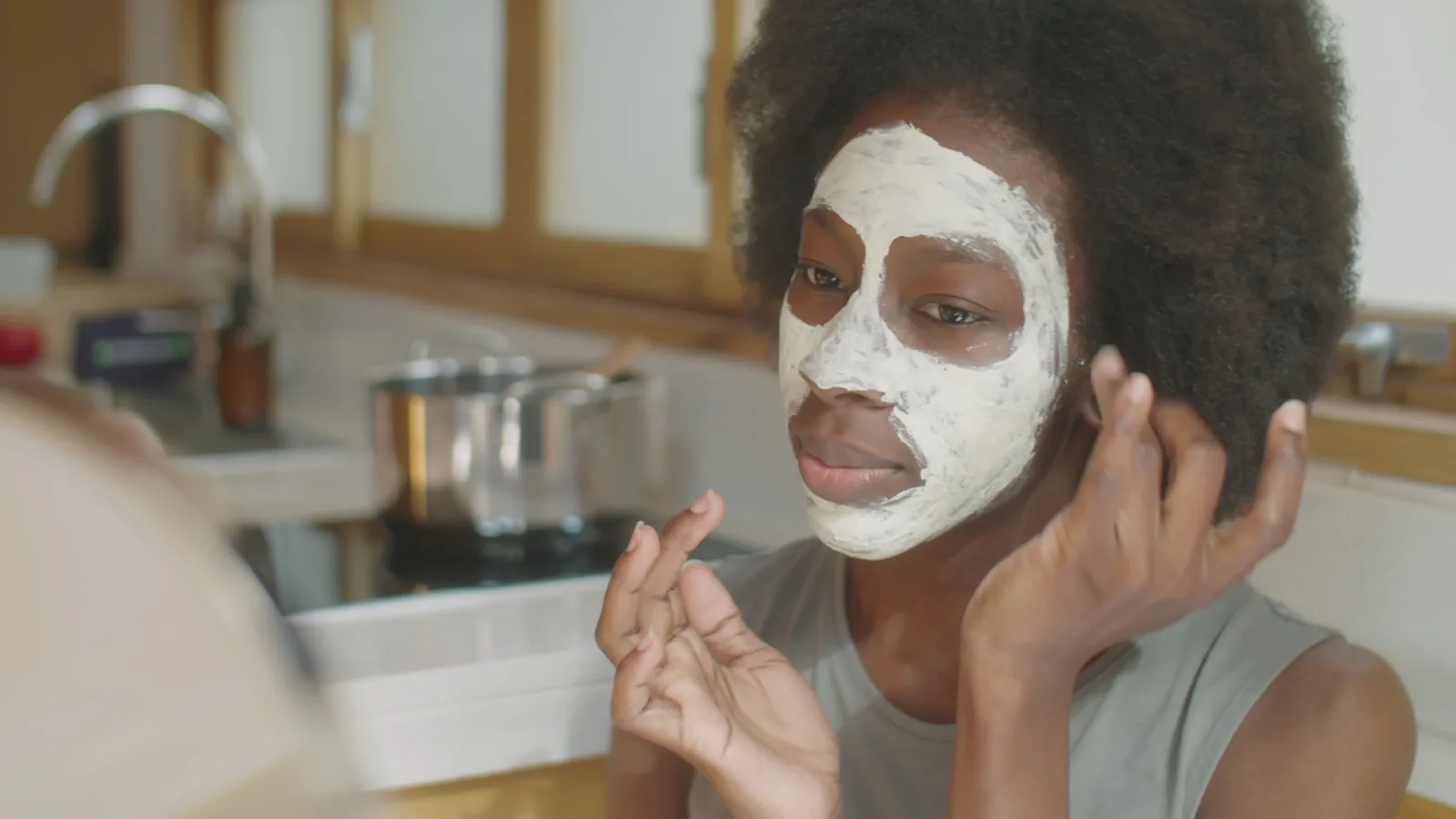 How To Build A Skincare Routine For Sensitive Skin cover image